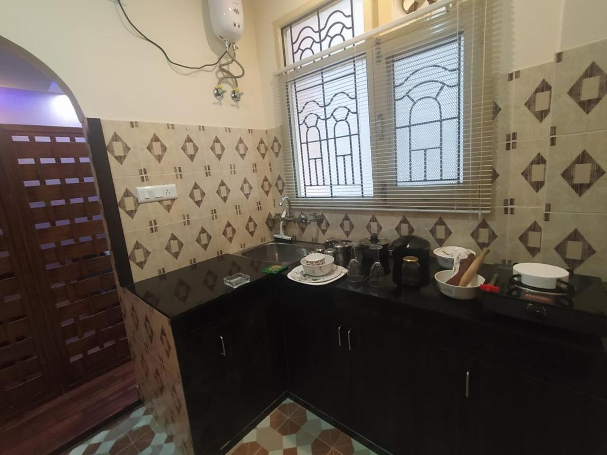 Deluxe Homestay Apartments With Kitchen In Shimla Ngoại thất bức ảnh